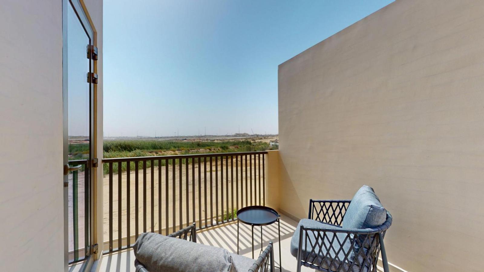 Jumeirah Golf Estate - Elegant Three Bed Holiday home *