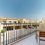 Jumeirah Golf Estate - Elegant Three Bed Villa